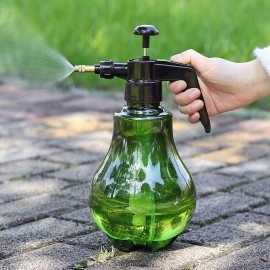 Plastic Watering Can 1.5L Garden Watering Lrrigation Bulb Type Watering Can Car Wheel Hub Cleaning Spray Bottle Car Washing Tool